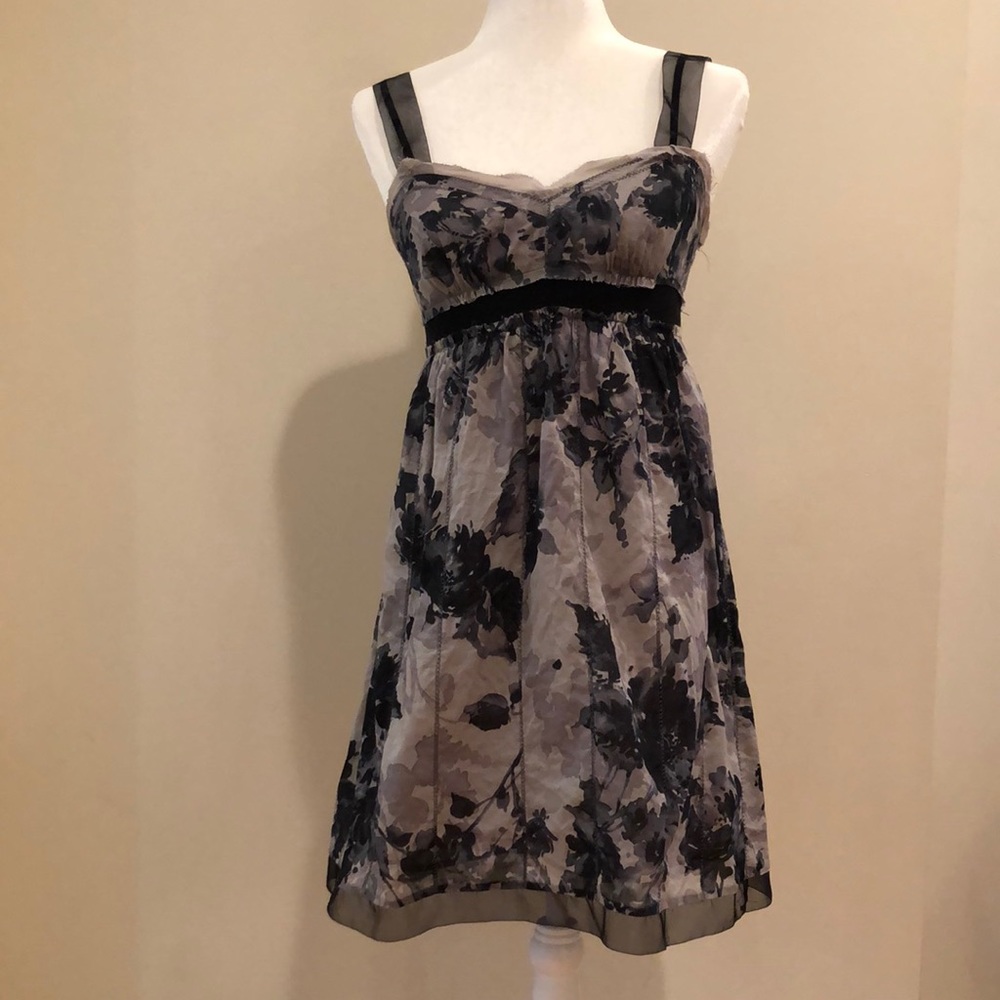 Ann Taylor Loft Sleeveless Floral Sundress; Black and Gray; Size 4P